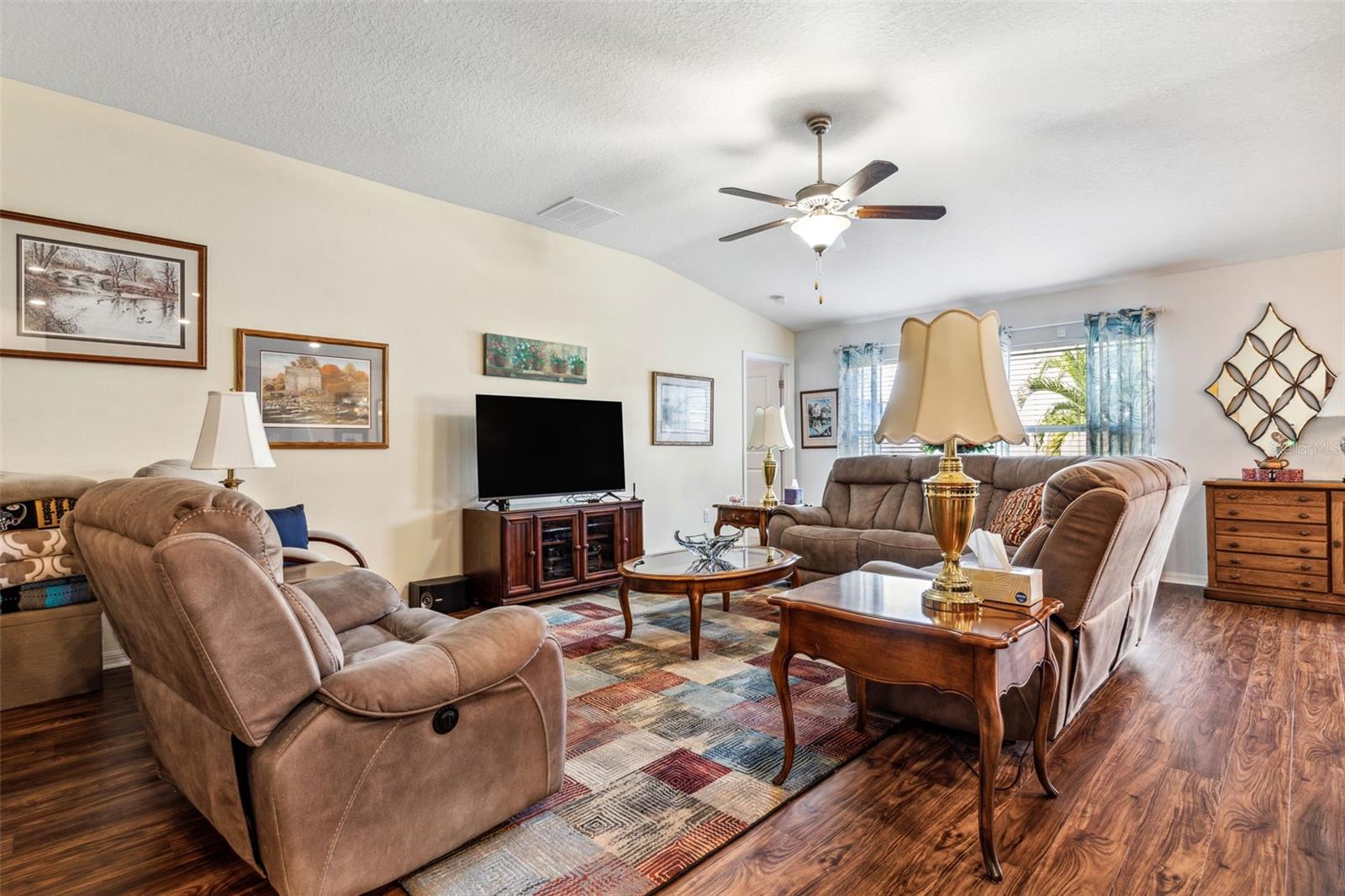 SUNSHINE VILLAGE PH 2 - Residential