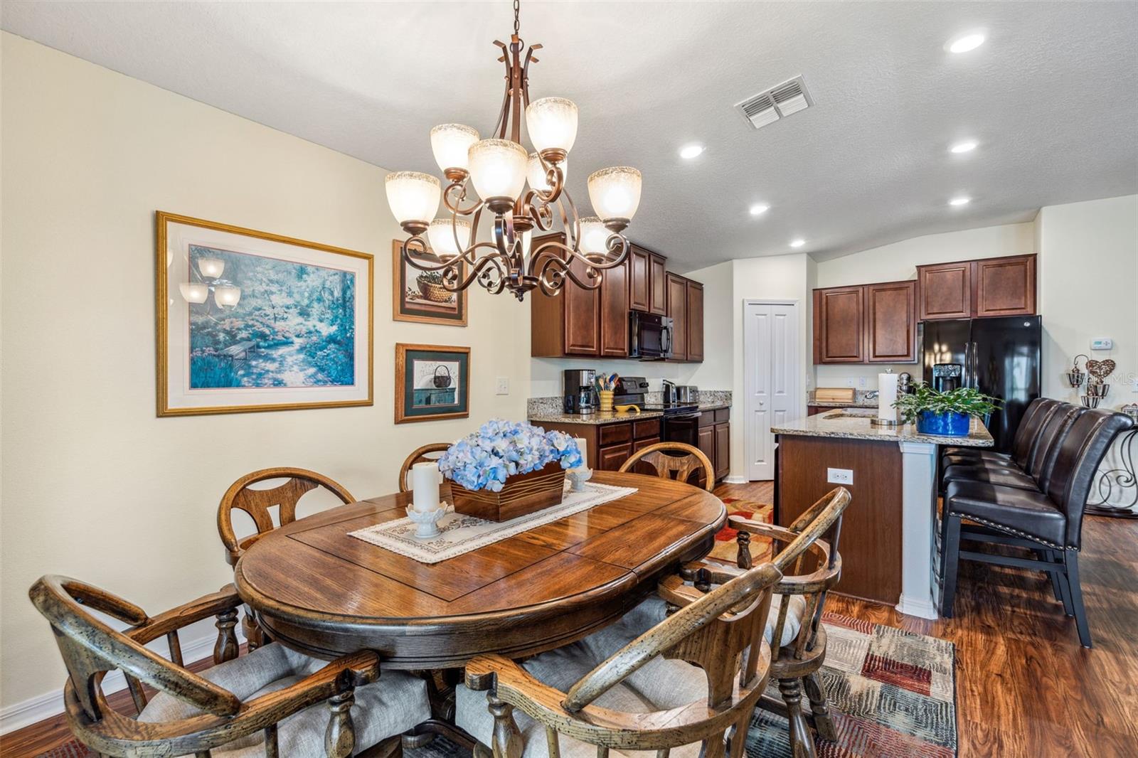 SUNSHINE VILLAGE PH 2 - Residential