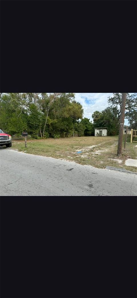 3811 WHITTIER STREET TAMPA FL 33619