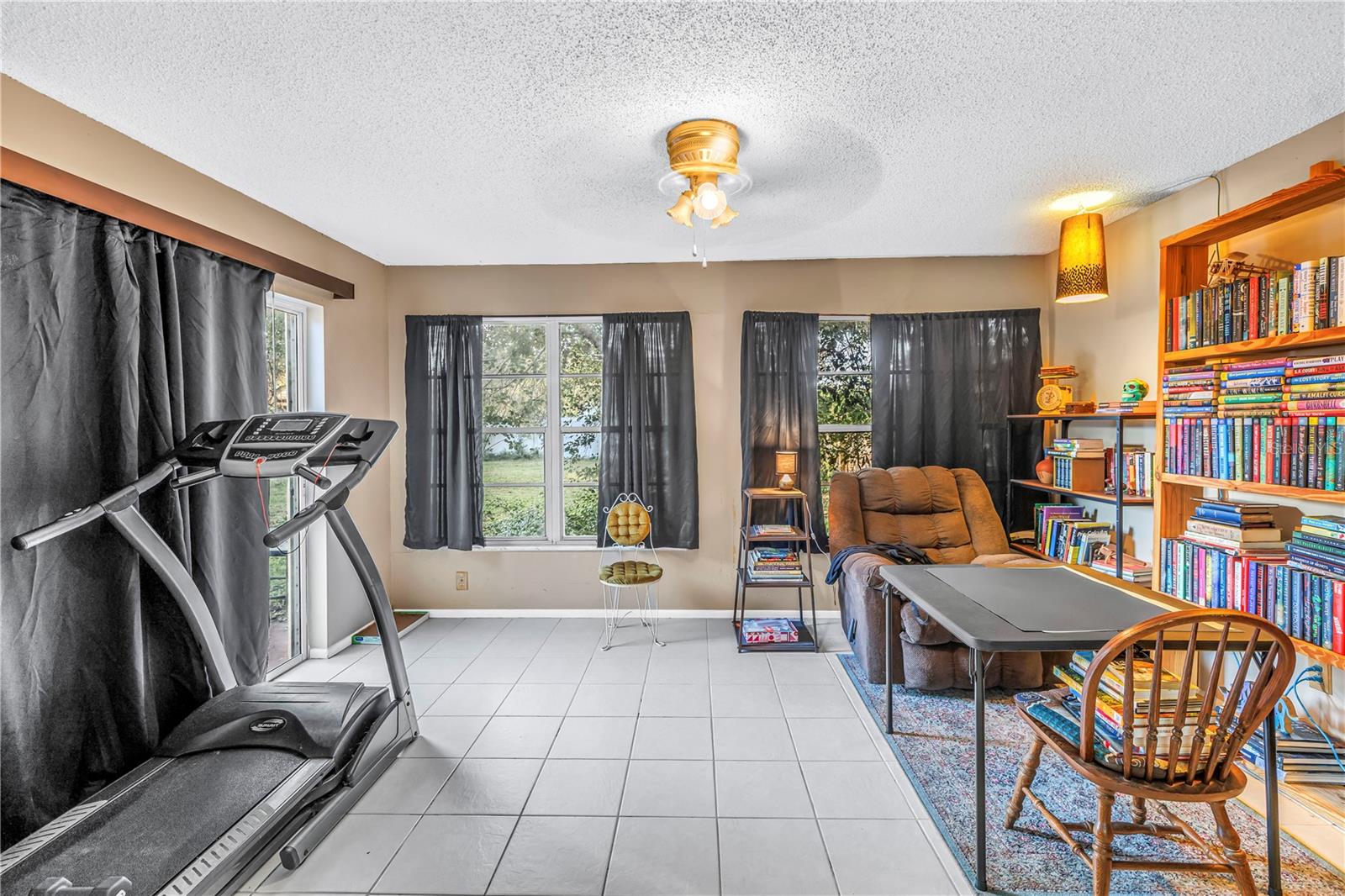 SUNNY BREEZE SUB - Residential