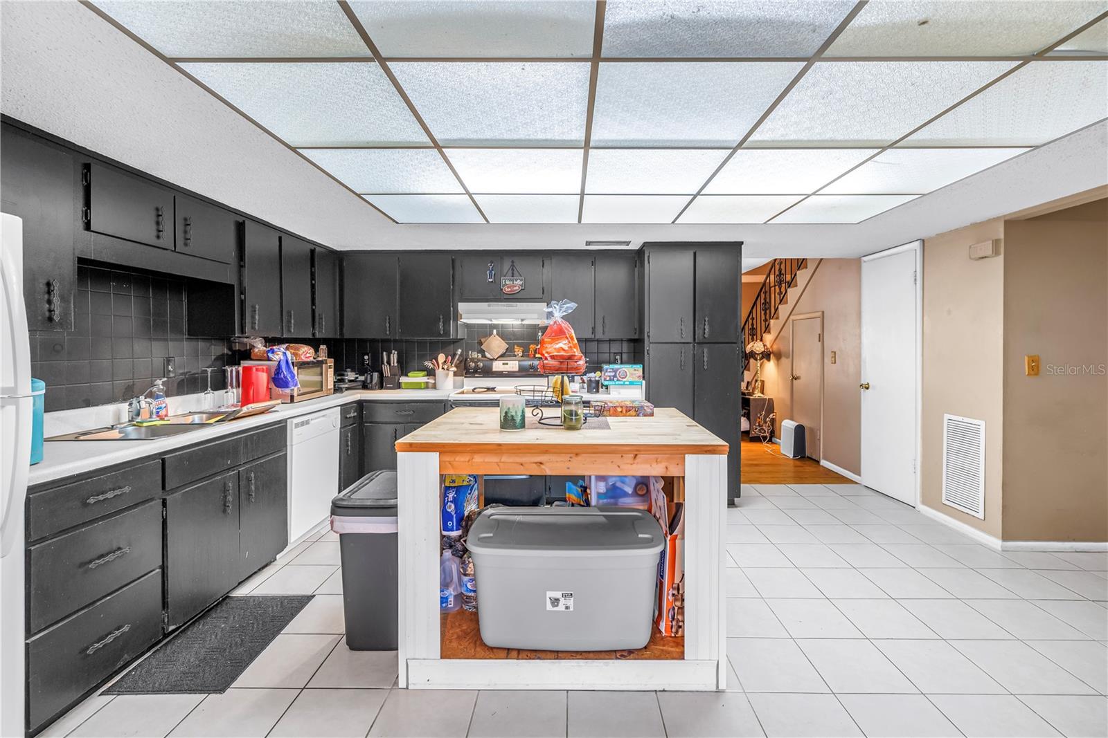 SUNNY BREEZE SUB - Residential