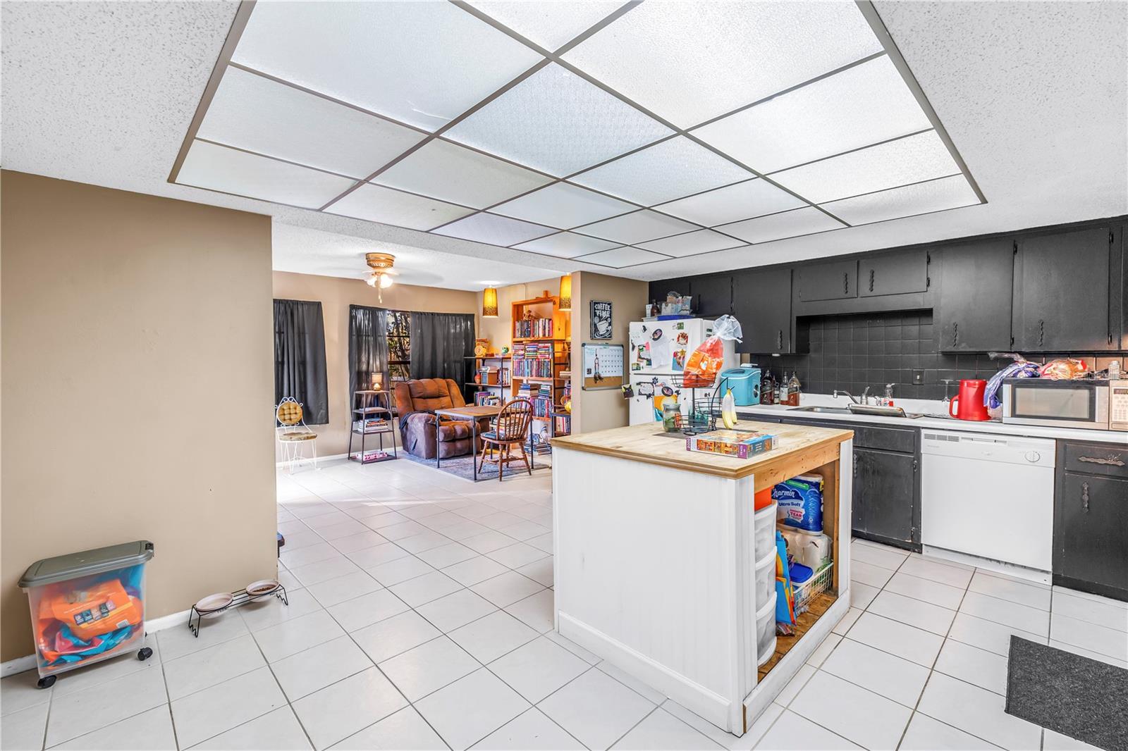 SUNNY BREEZE SUB - Residential