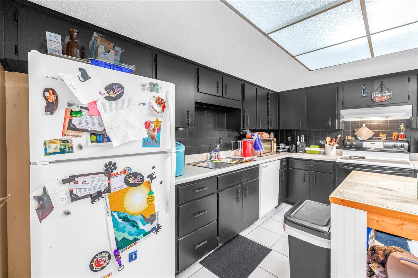 SUNNY BREEZE SUB - Residential