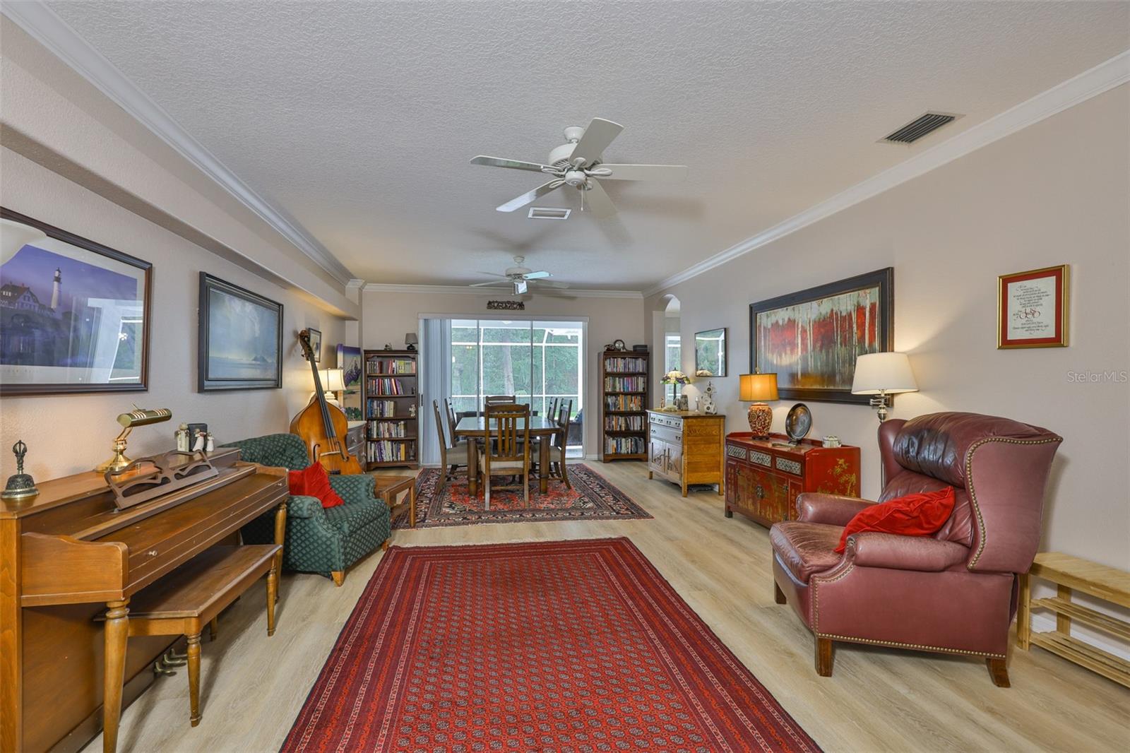 5819 BENT GRASS DRIVE