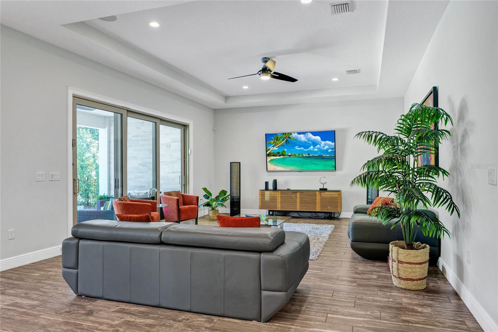 LAKESHORE PRESERVE PH 1 - Residential