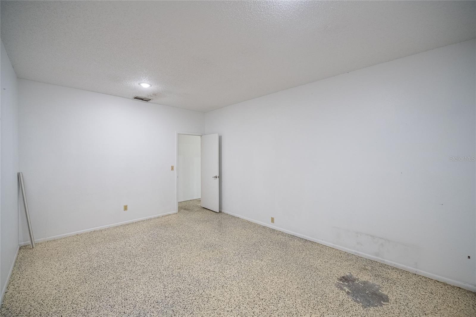 WINTER HAVEN HEIGHTS - Commercial Sale