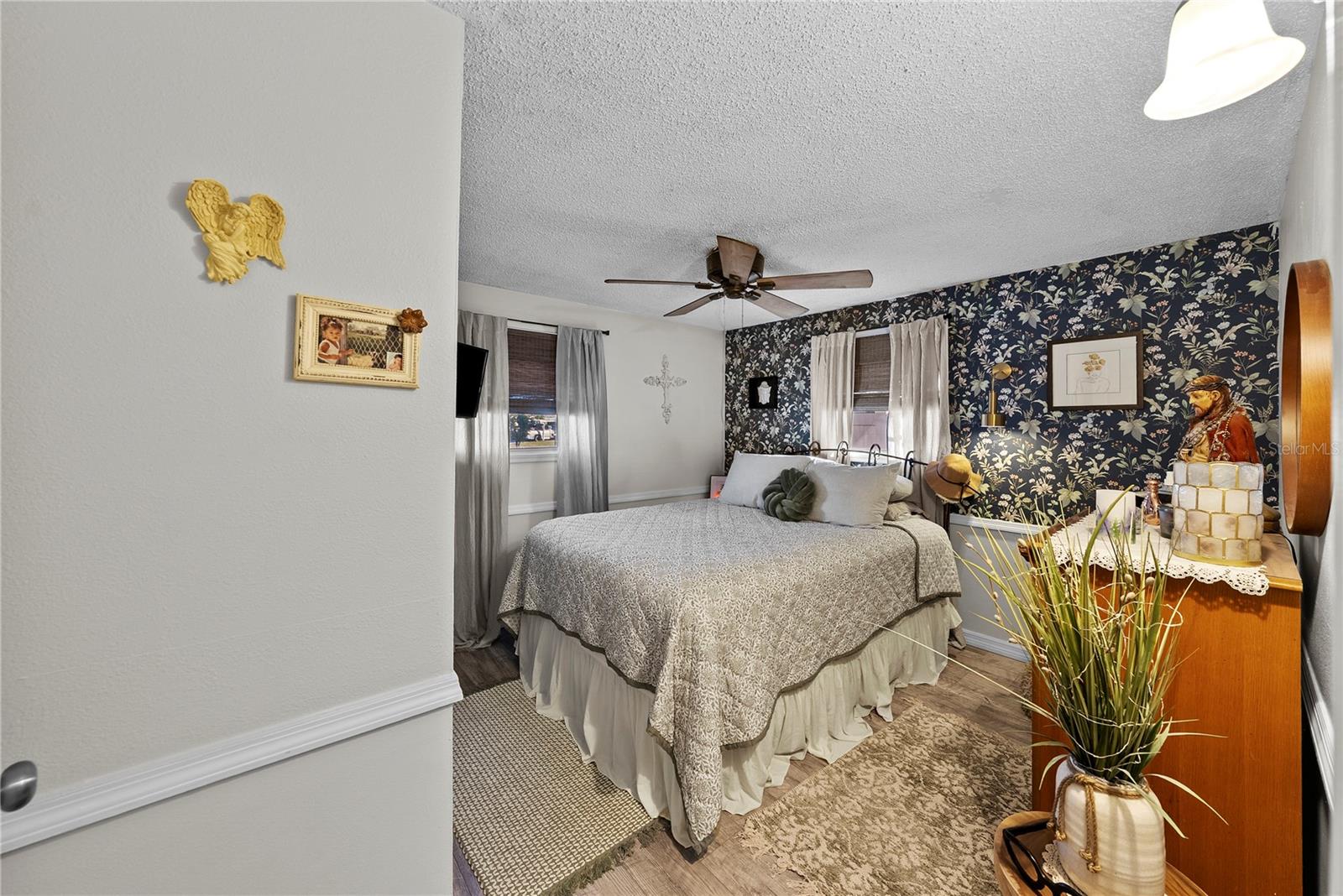 ORANGE LAKE VILLAGE - Residential