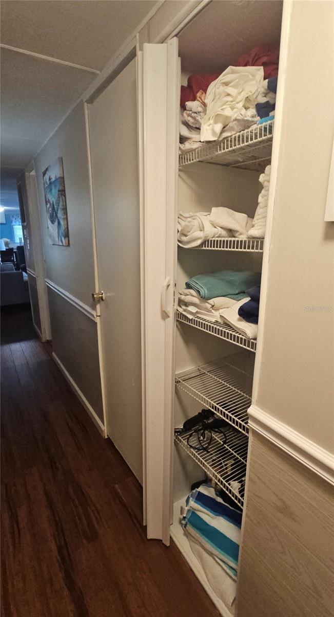 SIGNAL COVE - Residential