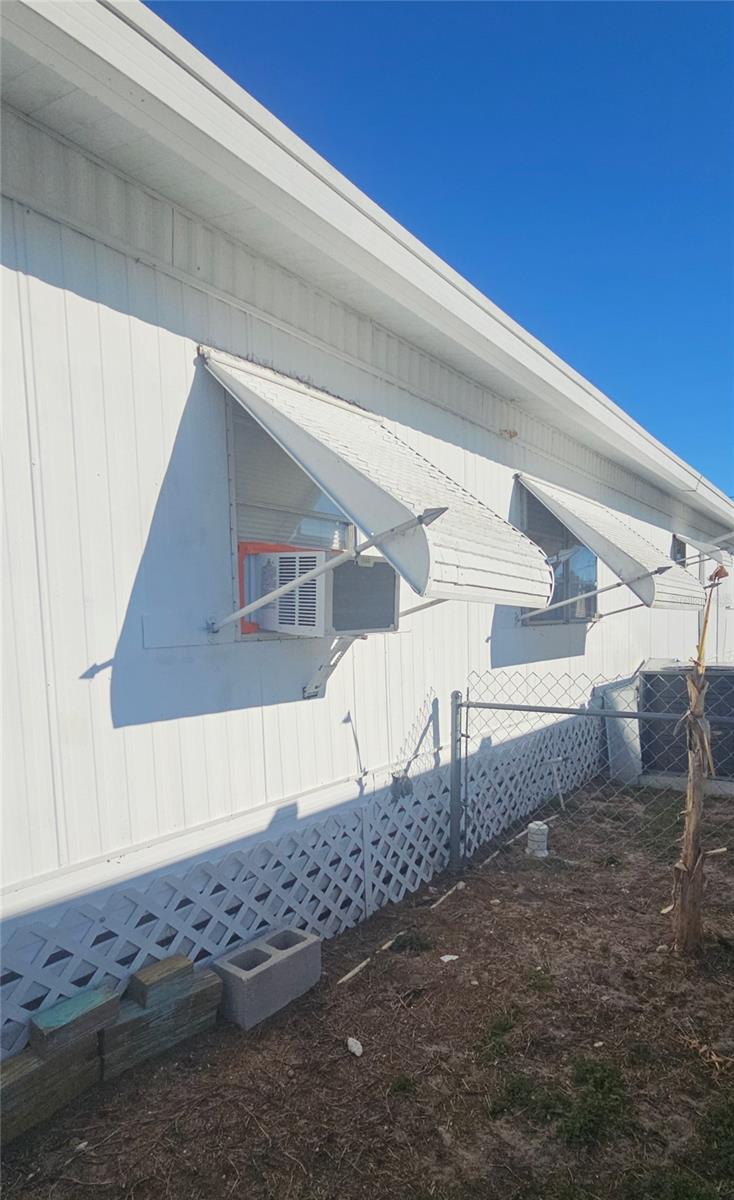 SIGNAL COVE - Residential