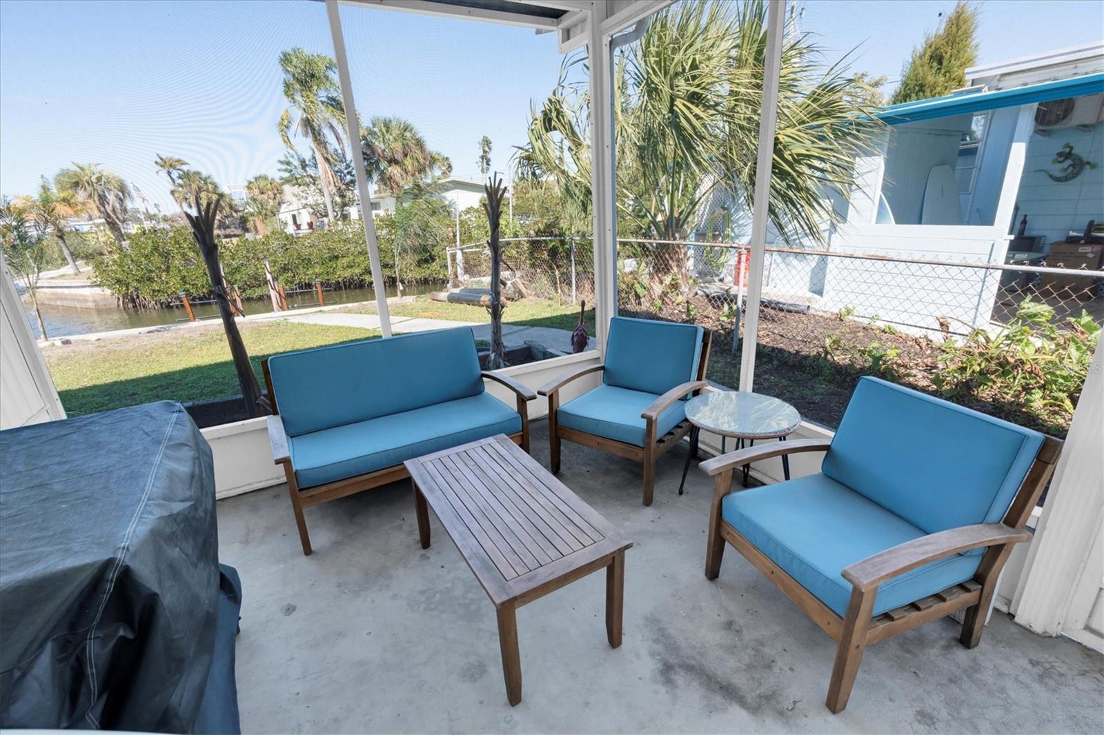 SIGNAL COVE - Residential