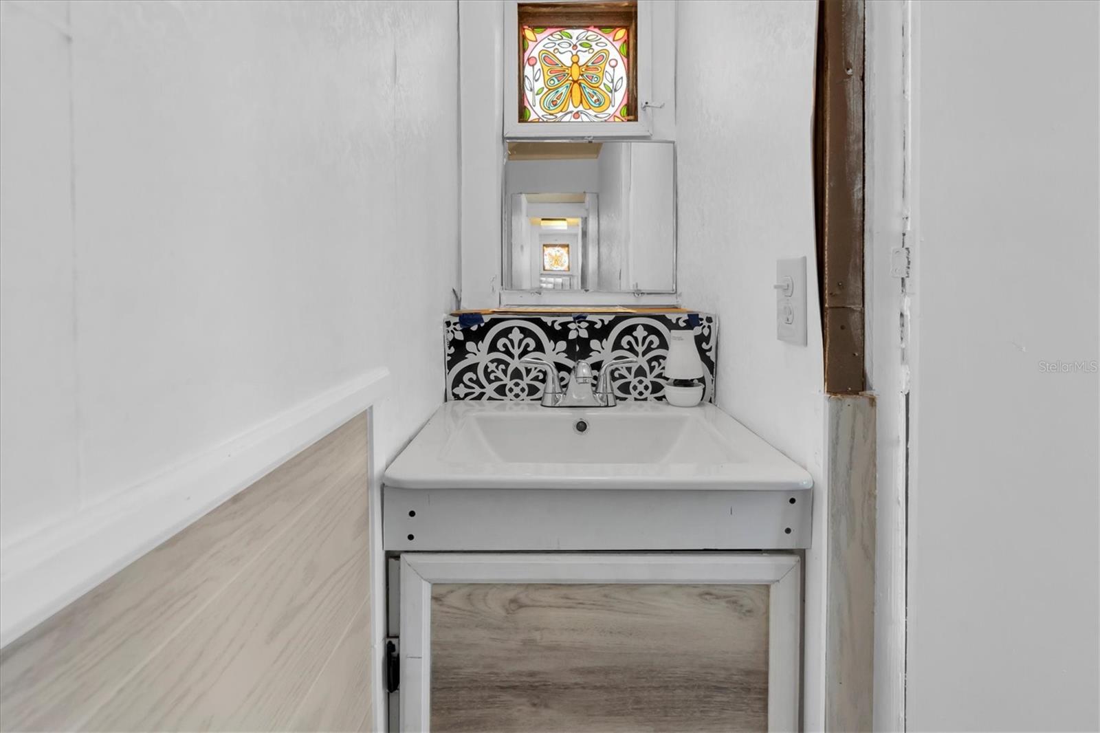 SIGNAL COVE - Residential