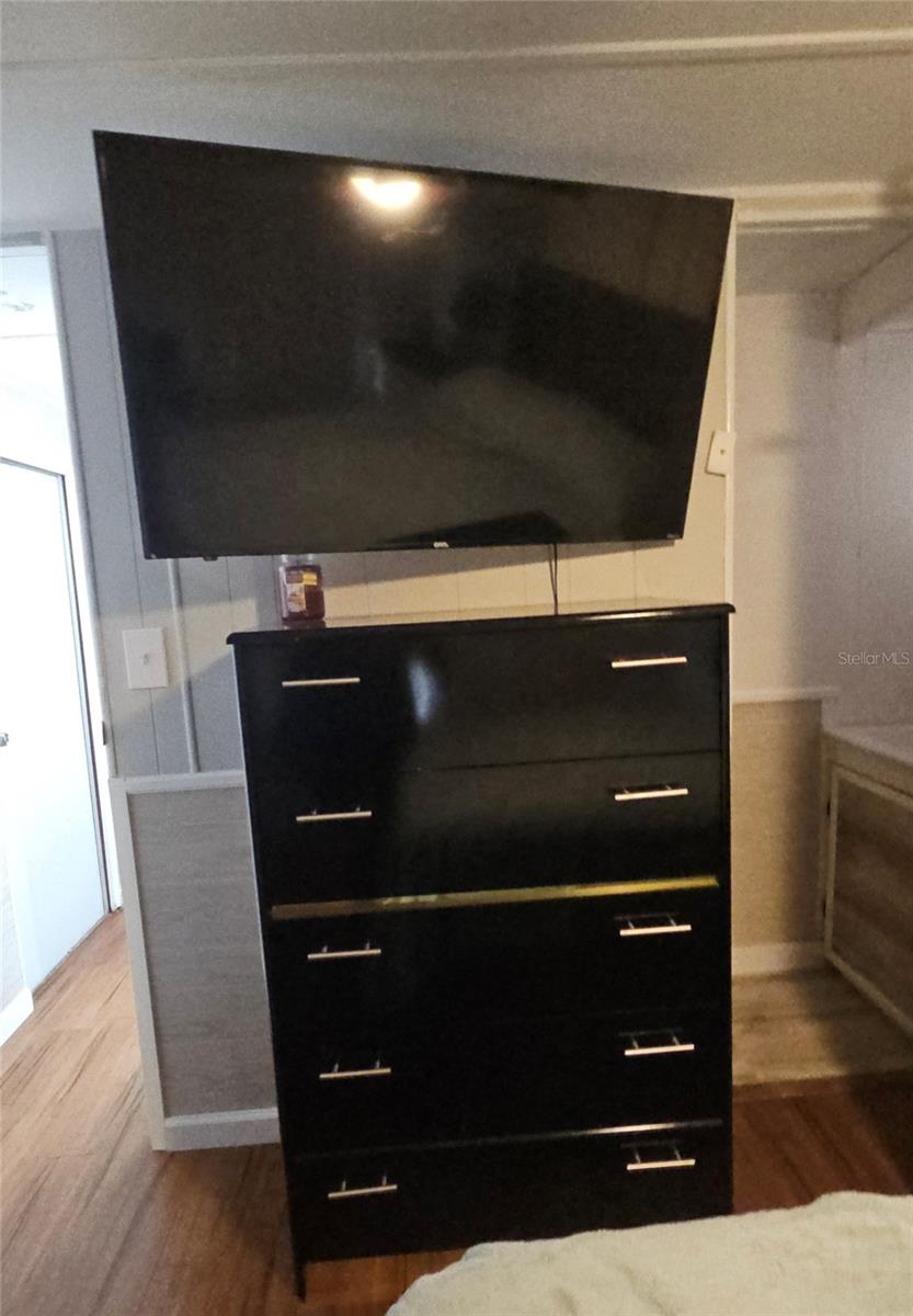 SIGNAL COVE - Residential