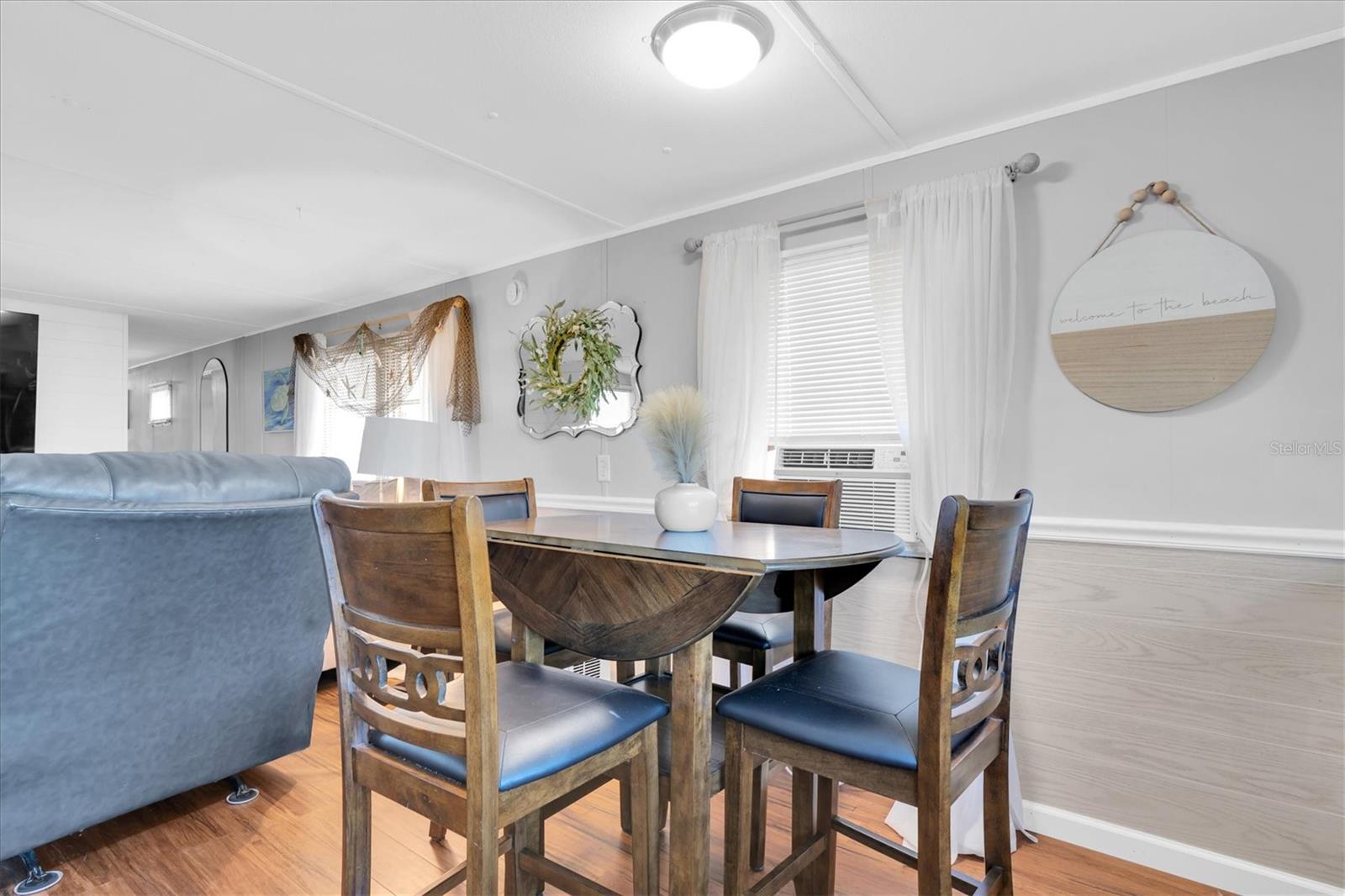 SIGNAL COVE - Residential