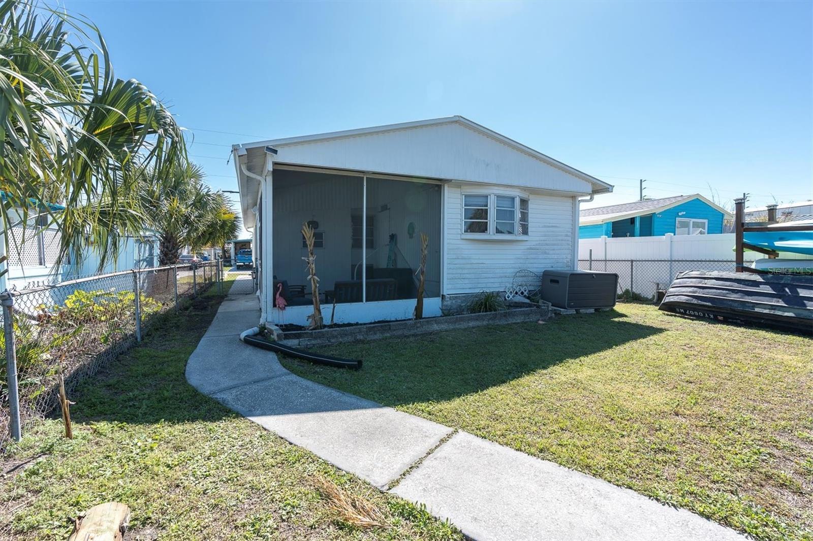 SIGNAL COVE - Residential