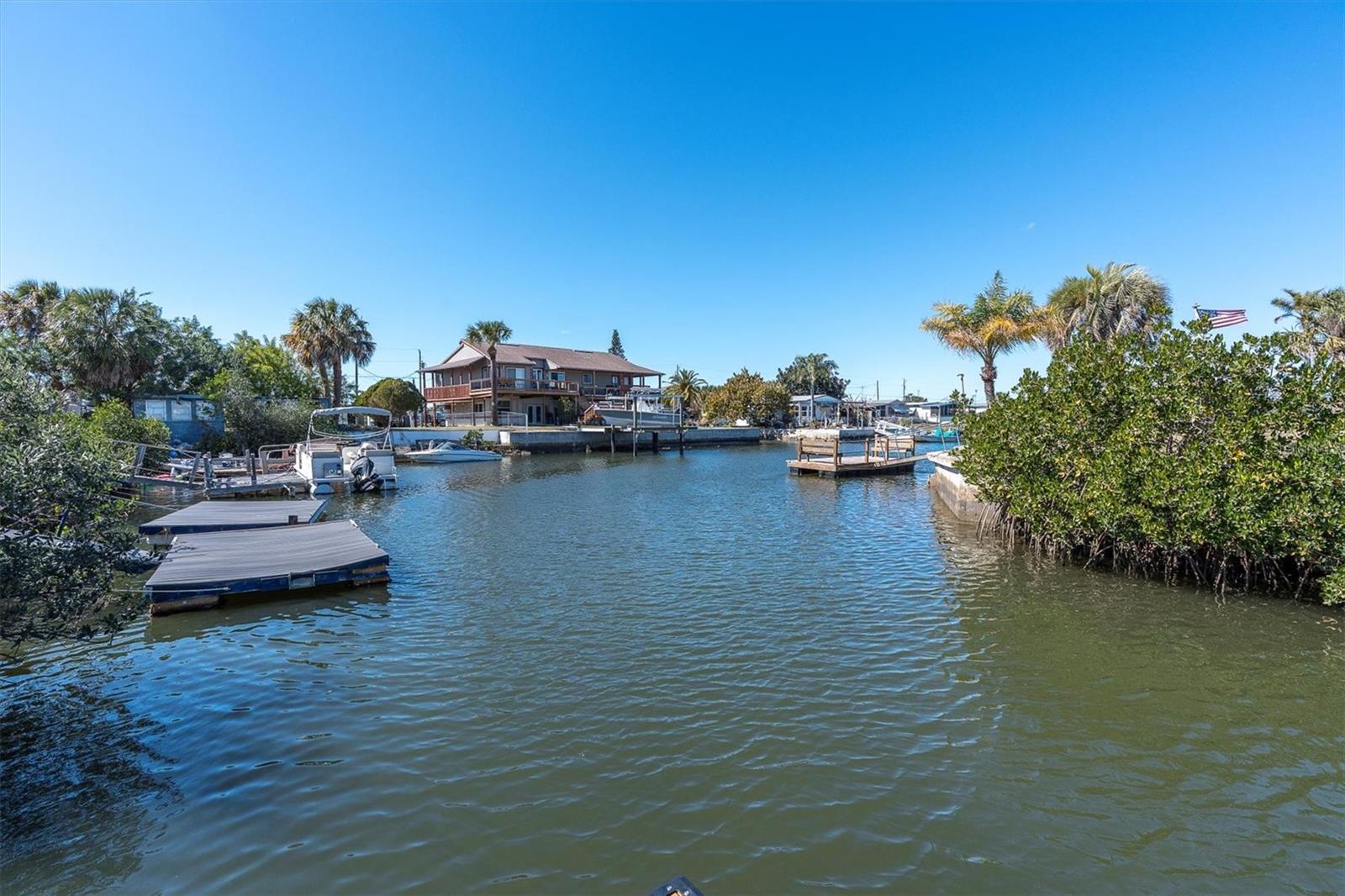 SIGNAL COVE - Residential