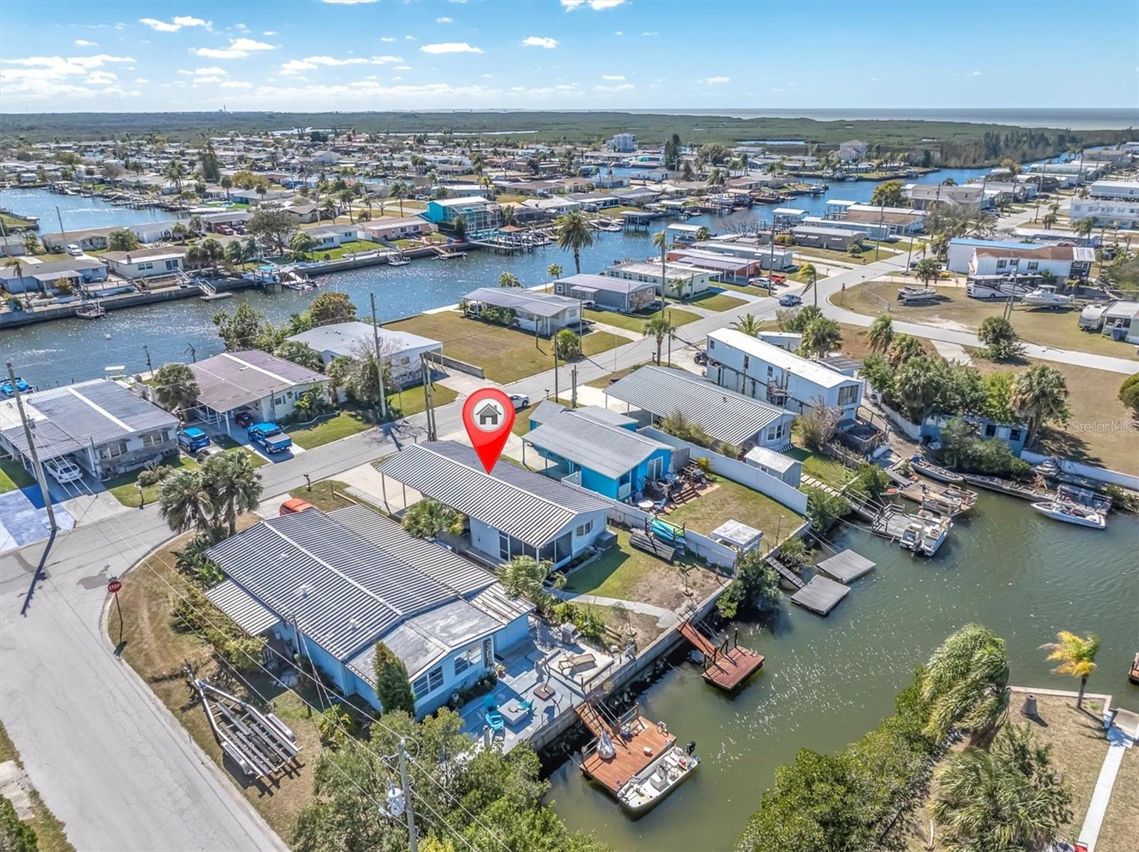 SIGNAL COVE - Residential