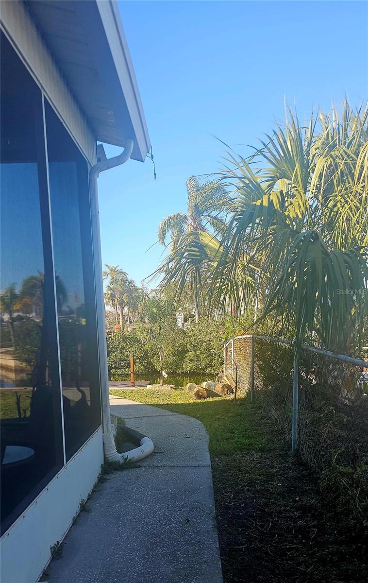 SIGNAL COVE - Residential