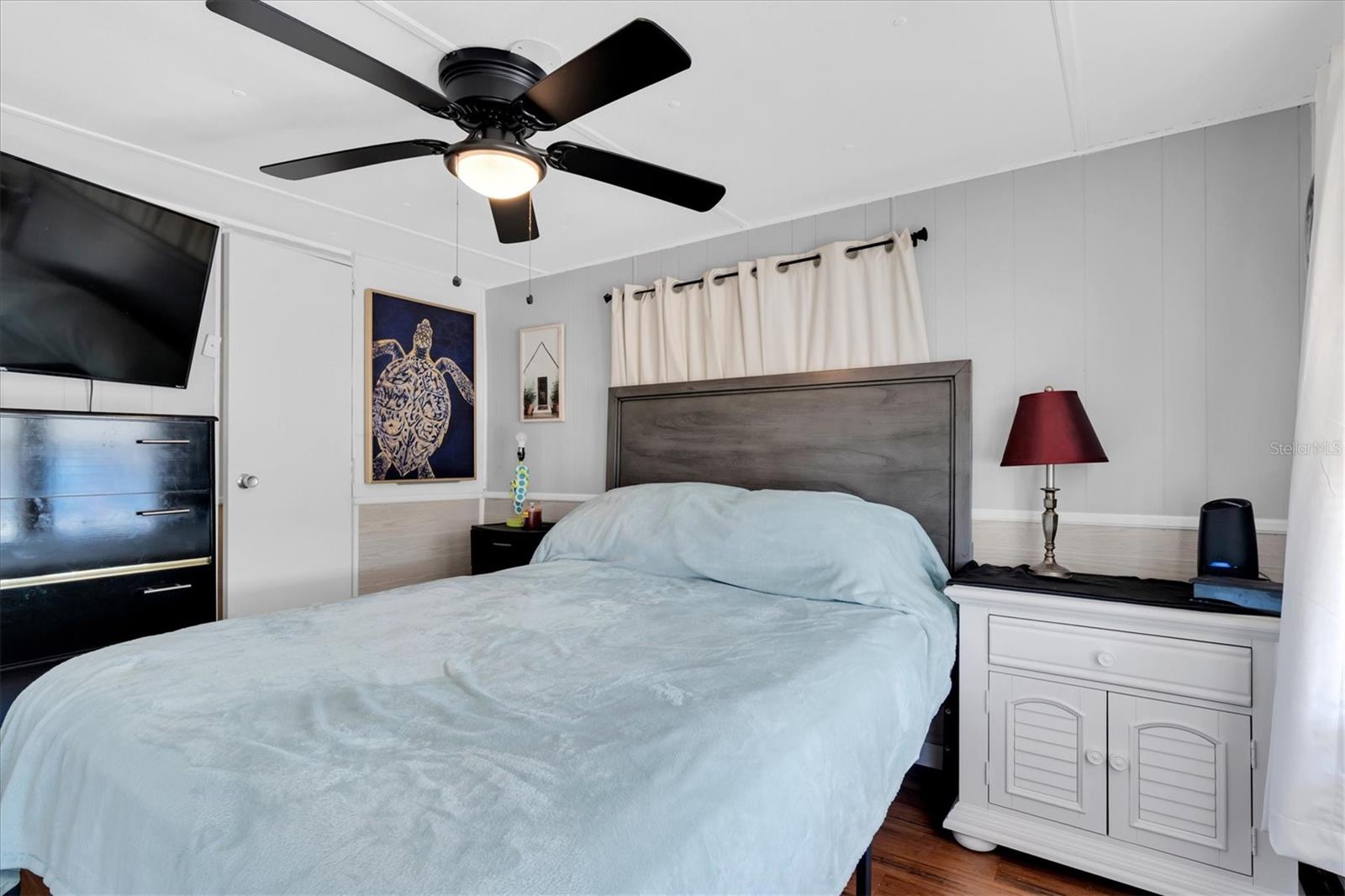 SIGNAL COVE - Residential