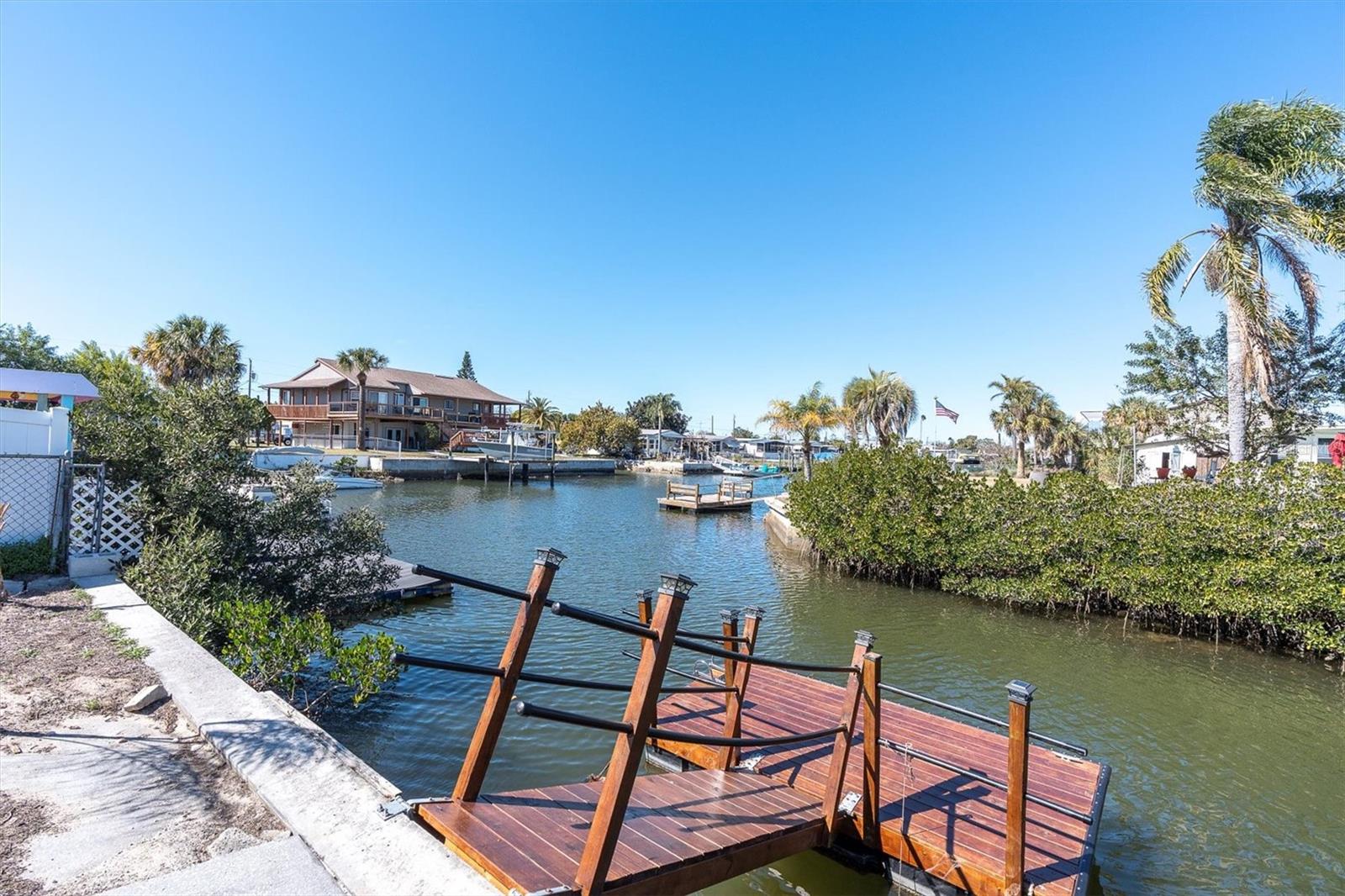 SIGNAL COVE - Residential