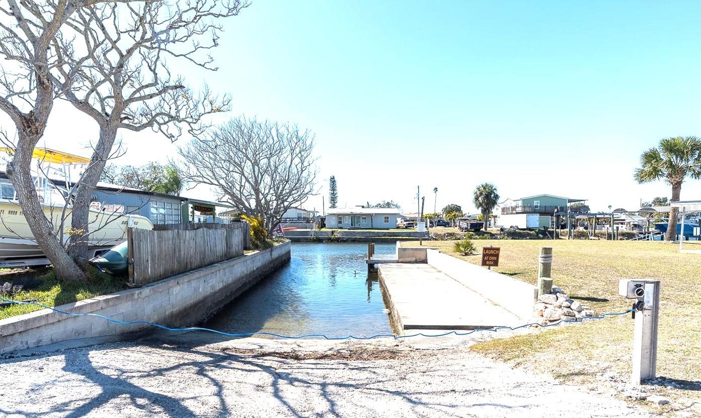 SIGNAL COVE - Residential