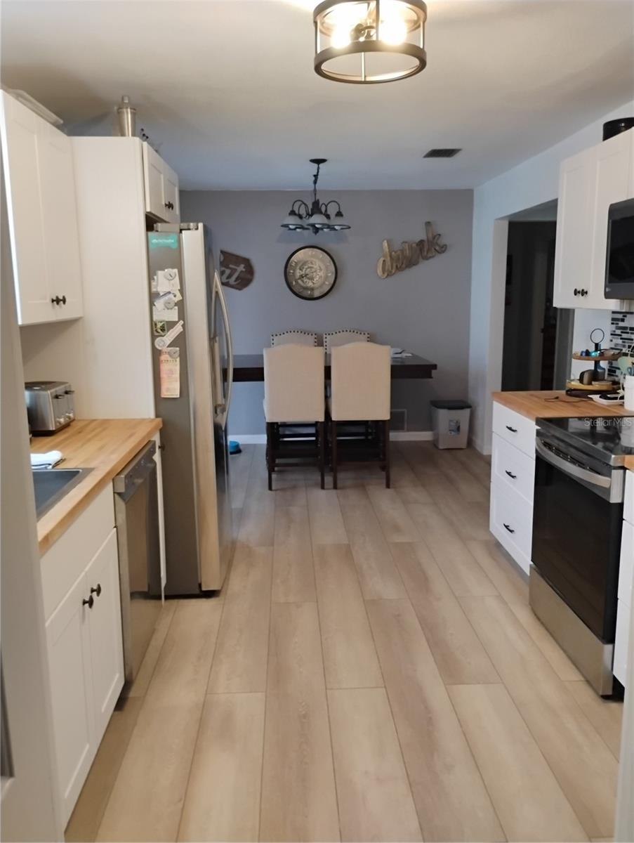 DELTONA LAKES UNIT 03 - Residential