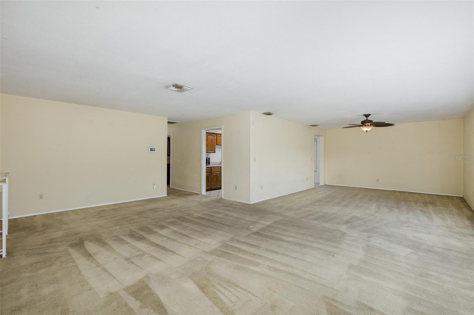 GOLDEN ACRES - Residential