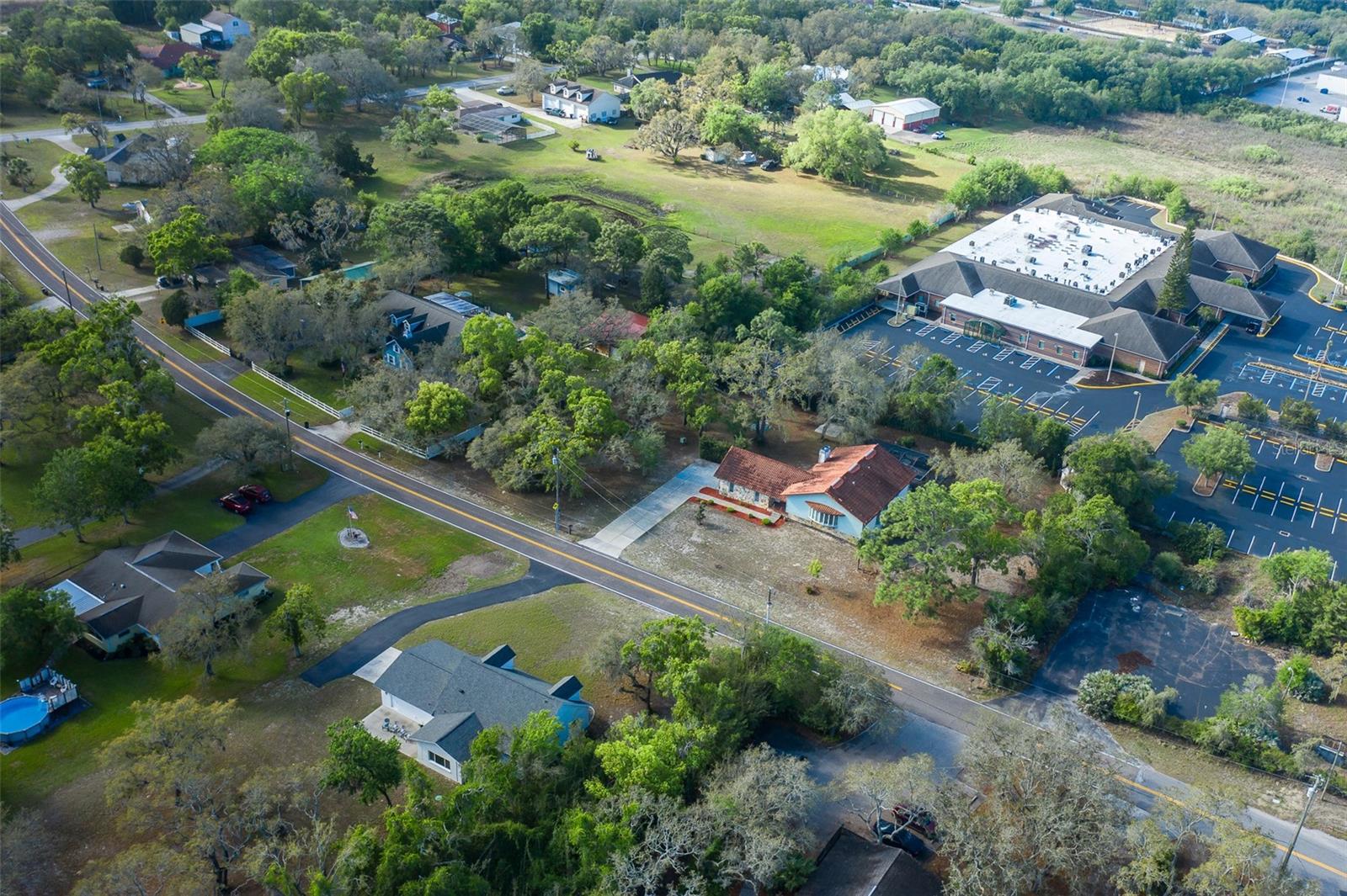 GOLDEN ACRES - Residential