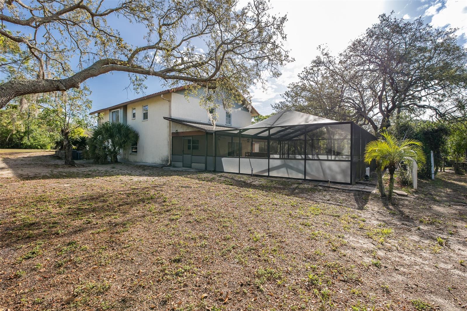 GOLDEN ACRES - Residential