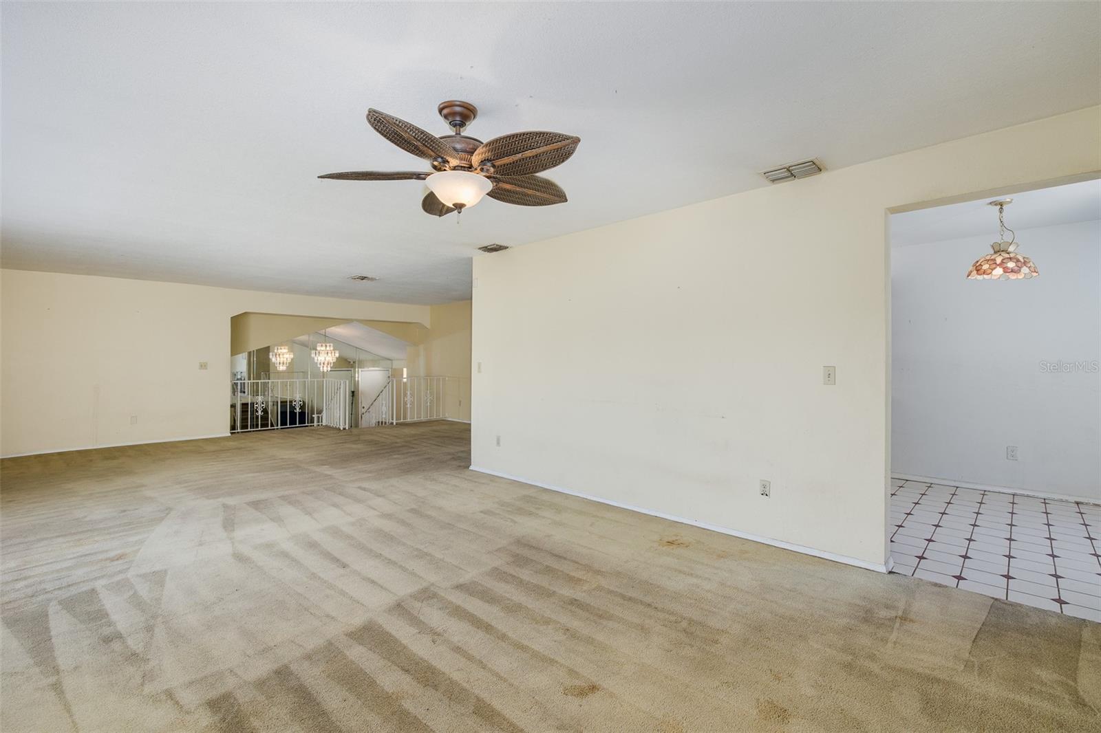 GOLDEN ACRES - Residential