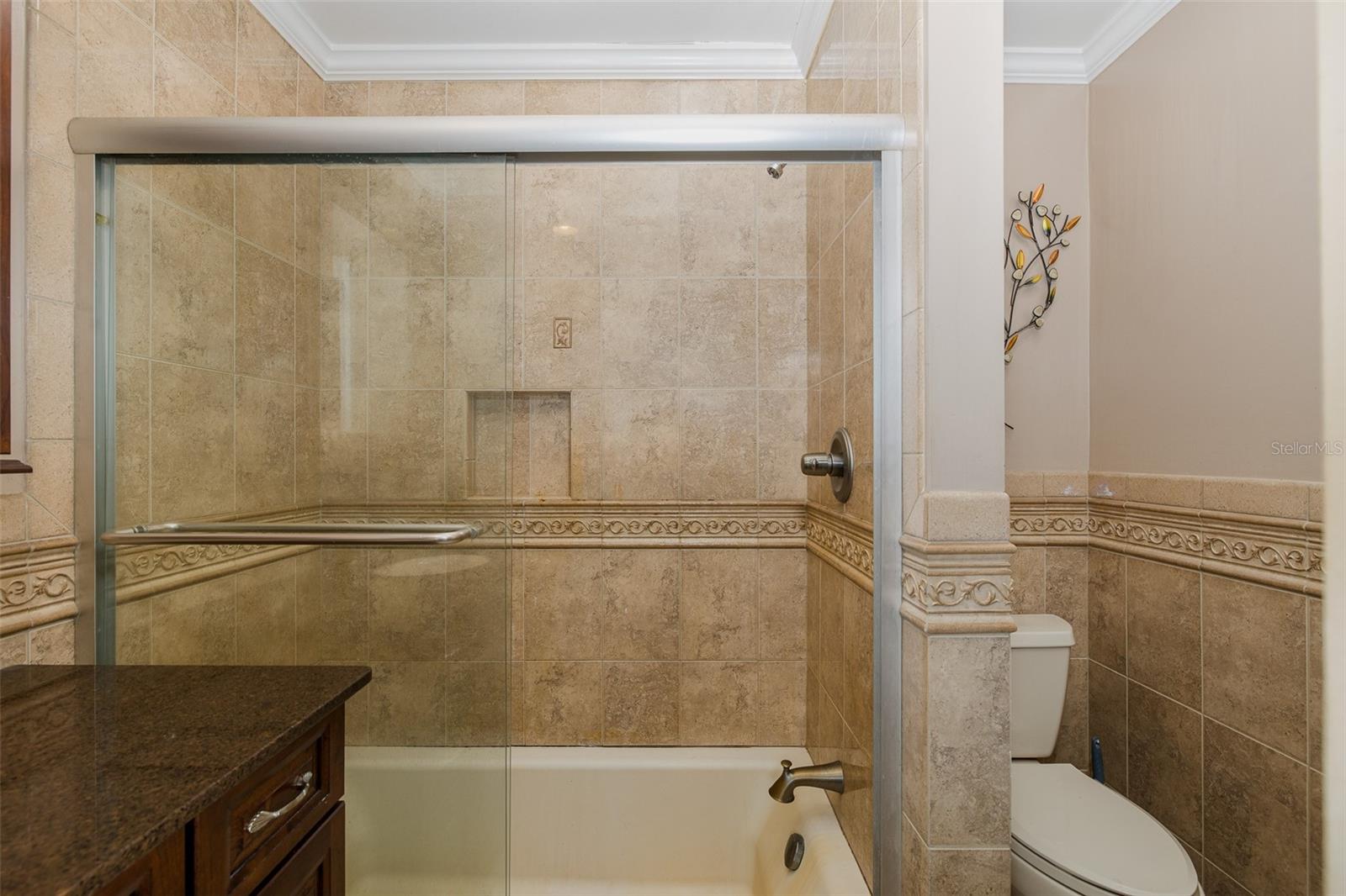 GOLDEN ACRES - Residential