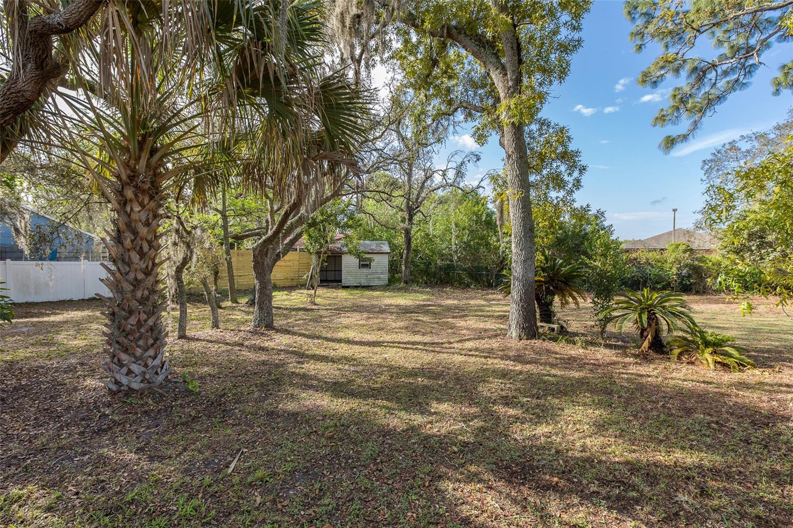 GOLDEN ACRES - Residential