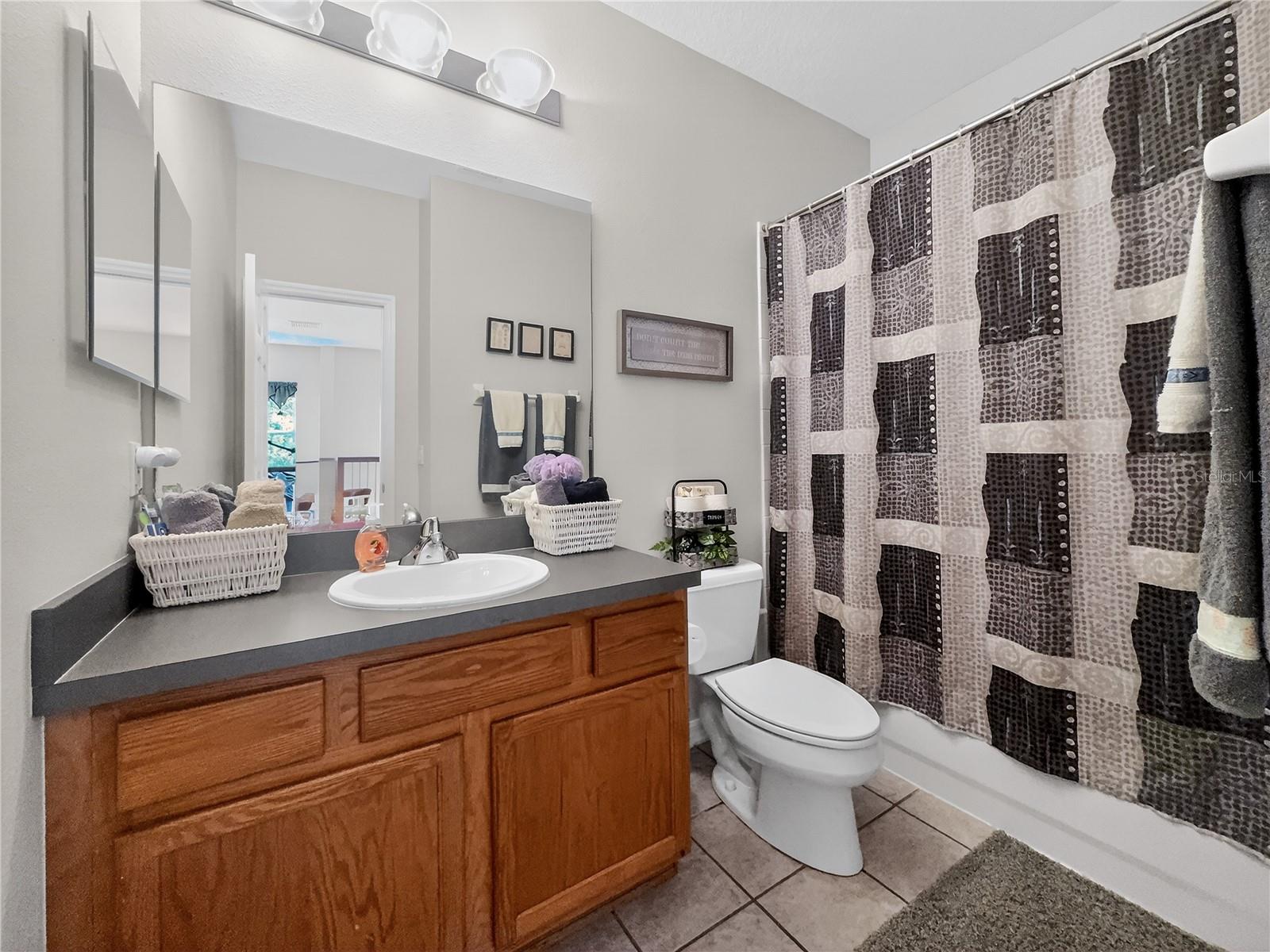 CELEBRATION EAST VILLAGE UNIT 1 - Residential