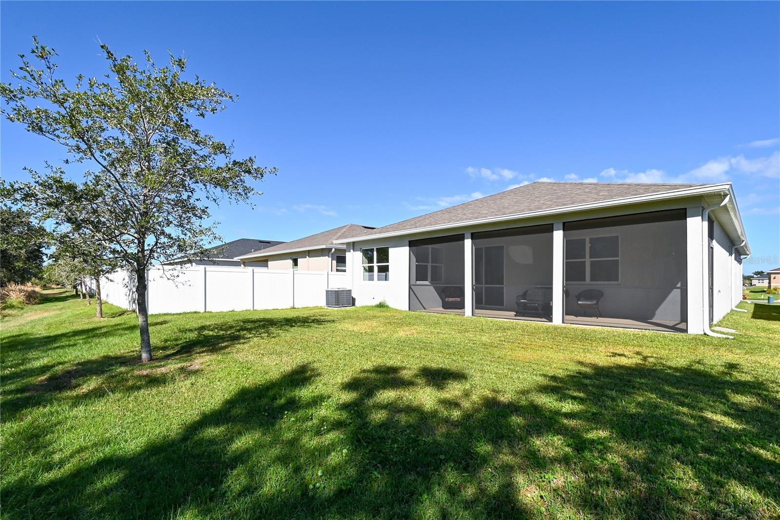 GRADY POINTE - Residential