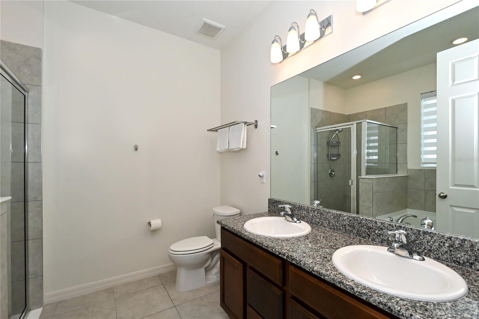 GRADY POINTE - Residential