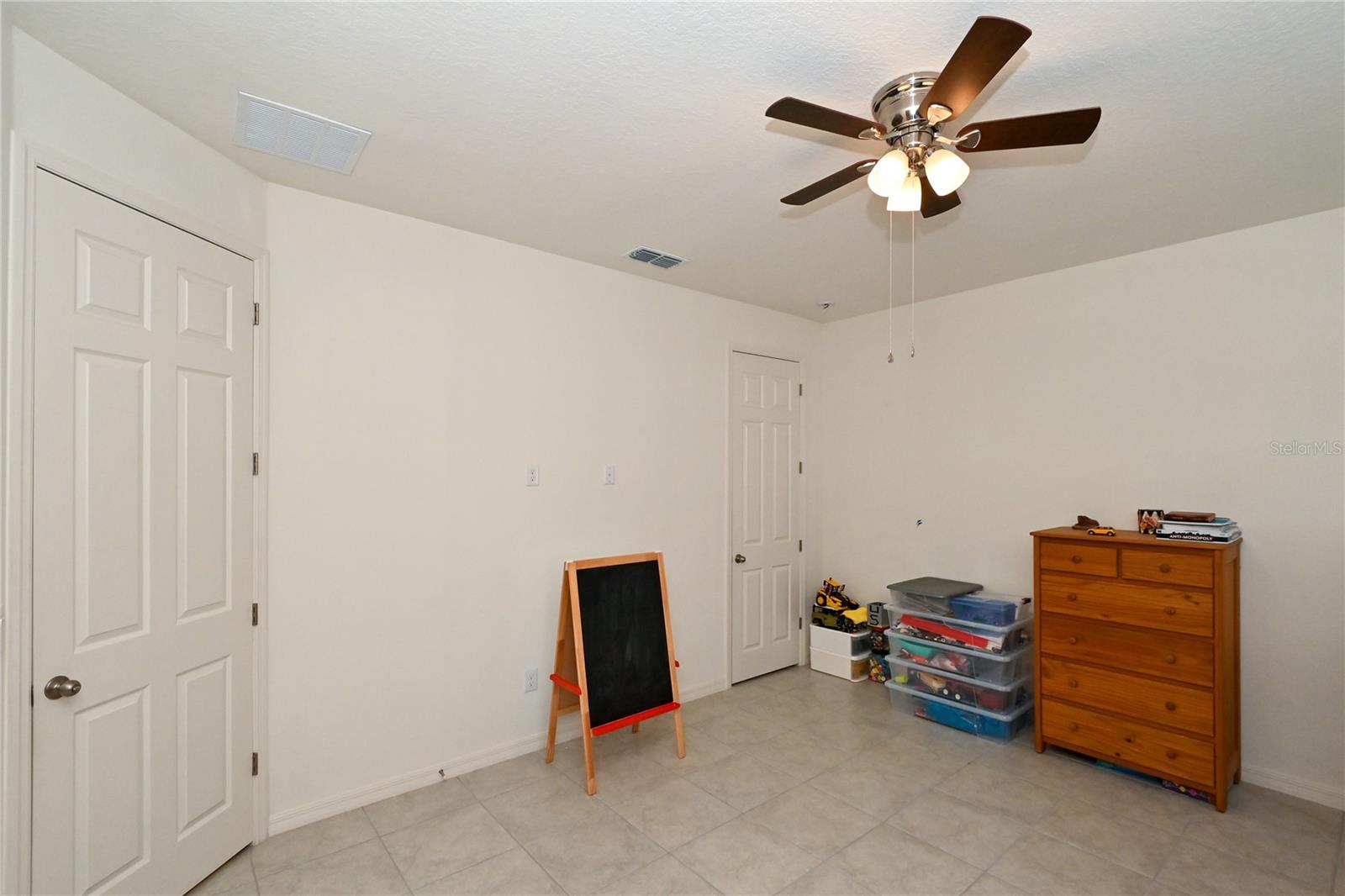 GRADY POINTE - Residential