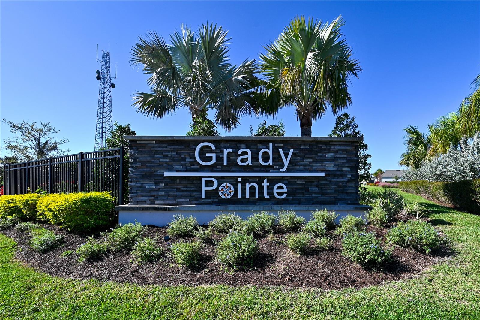 GRADY POINTE - Residential