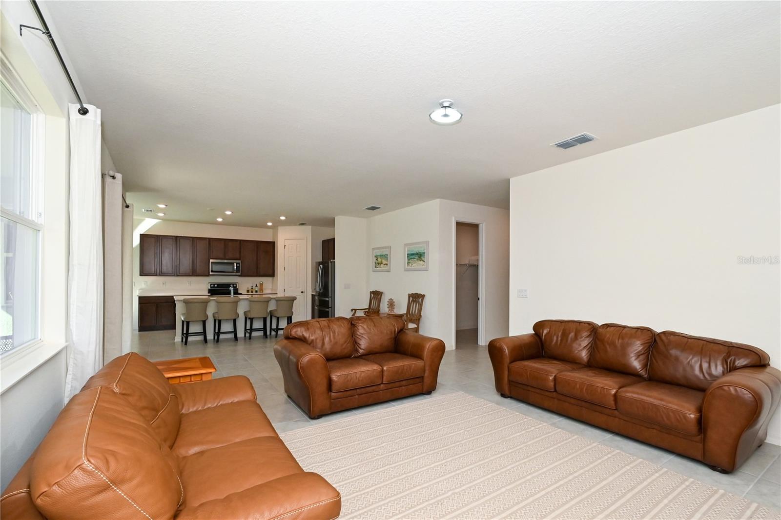 GRADY POINTE - Residential