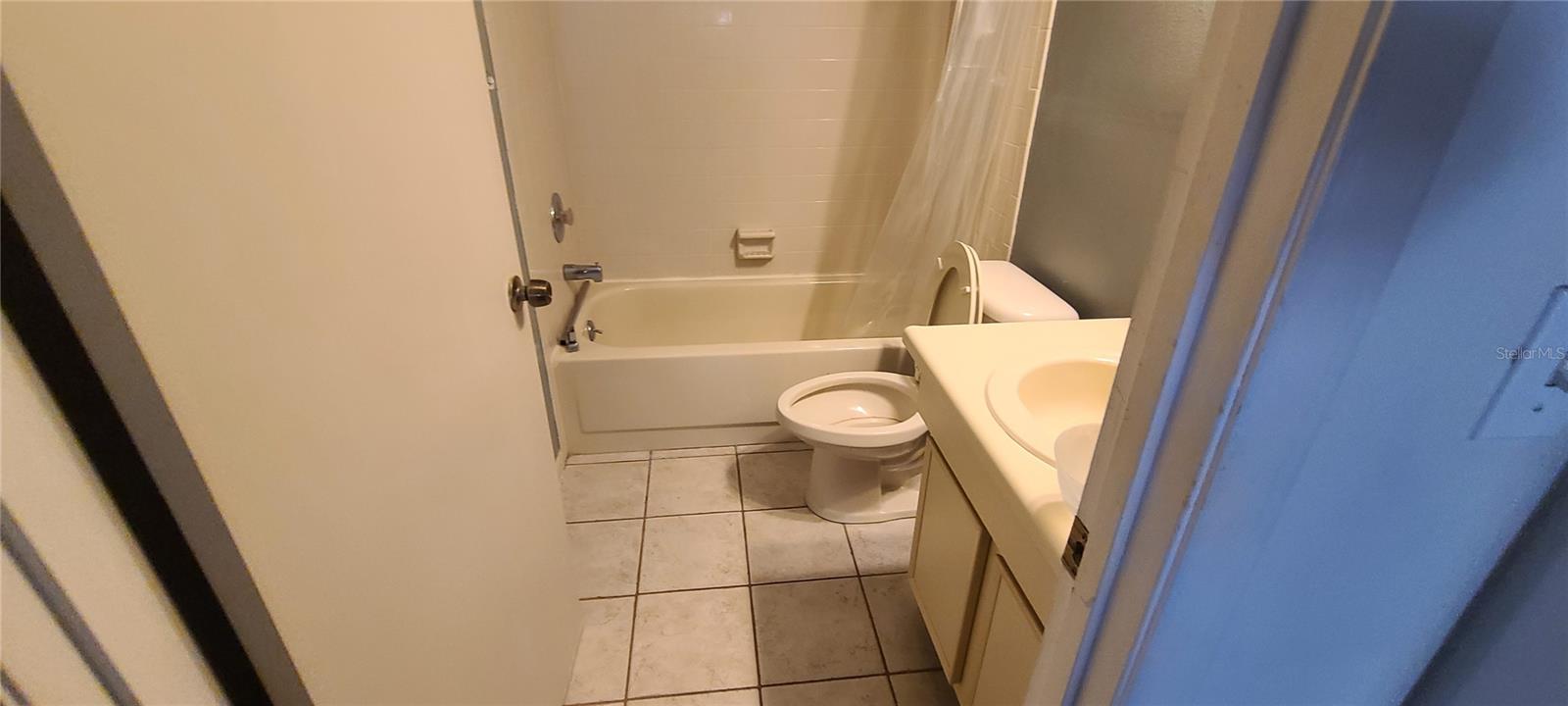 ST TROPEZ CONDO - Residential