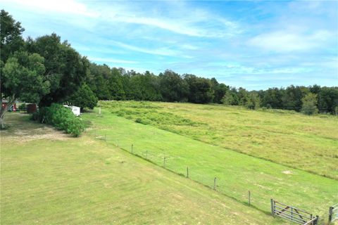 Tiny photo for 4107 Dove Valley Lane, Lady Lake, FL 32159 (MLS # G5112608)