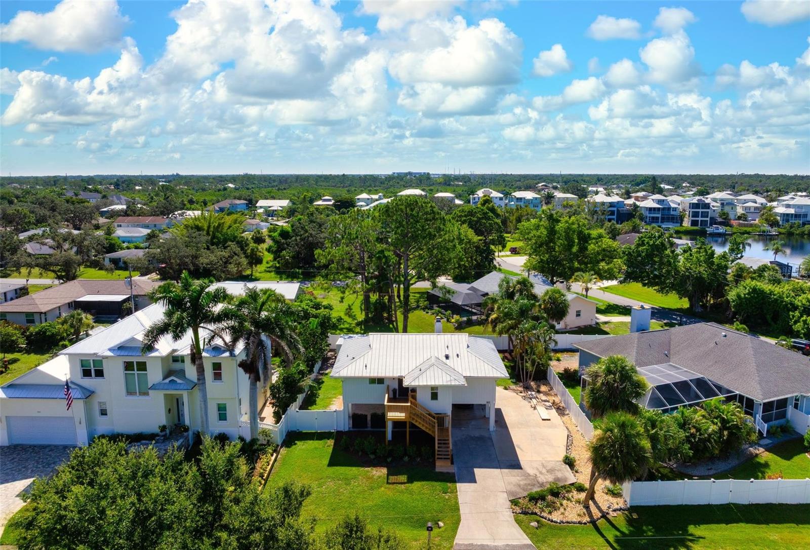 HIDDEN BAY ESTATES - Residential