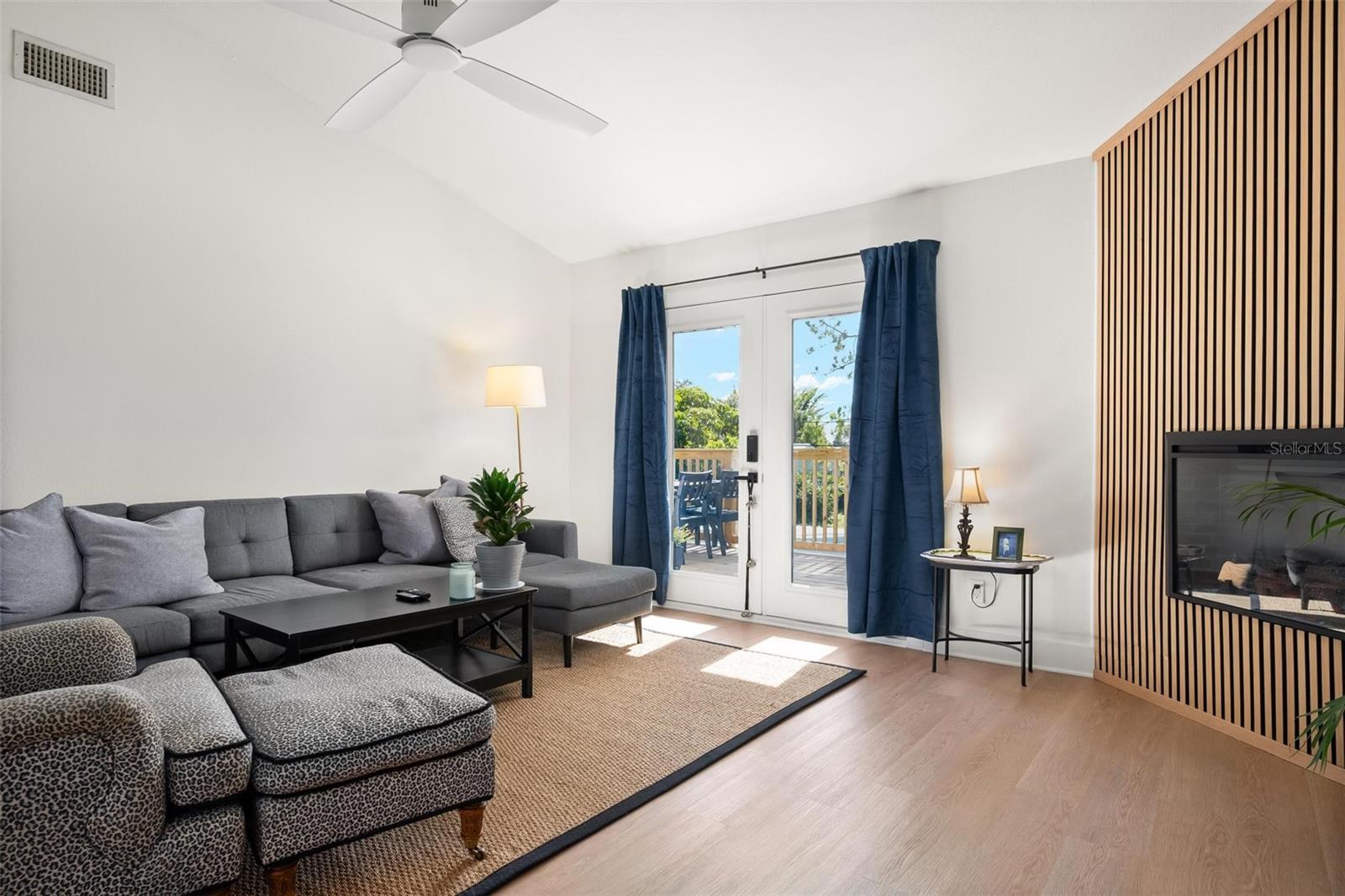 HIDDEN BAY ESTATES - Residential
