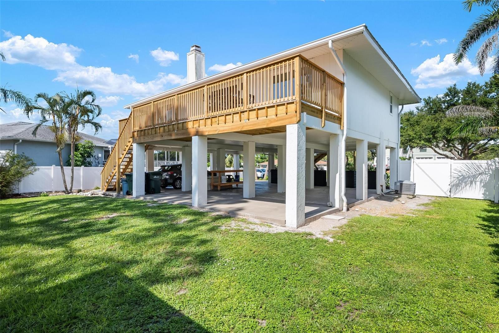 HIDDEN BAY ESTATES - Residential