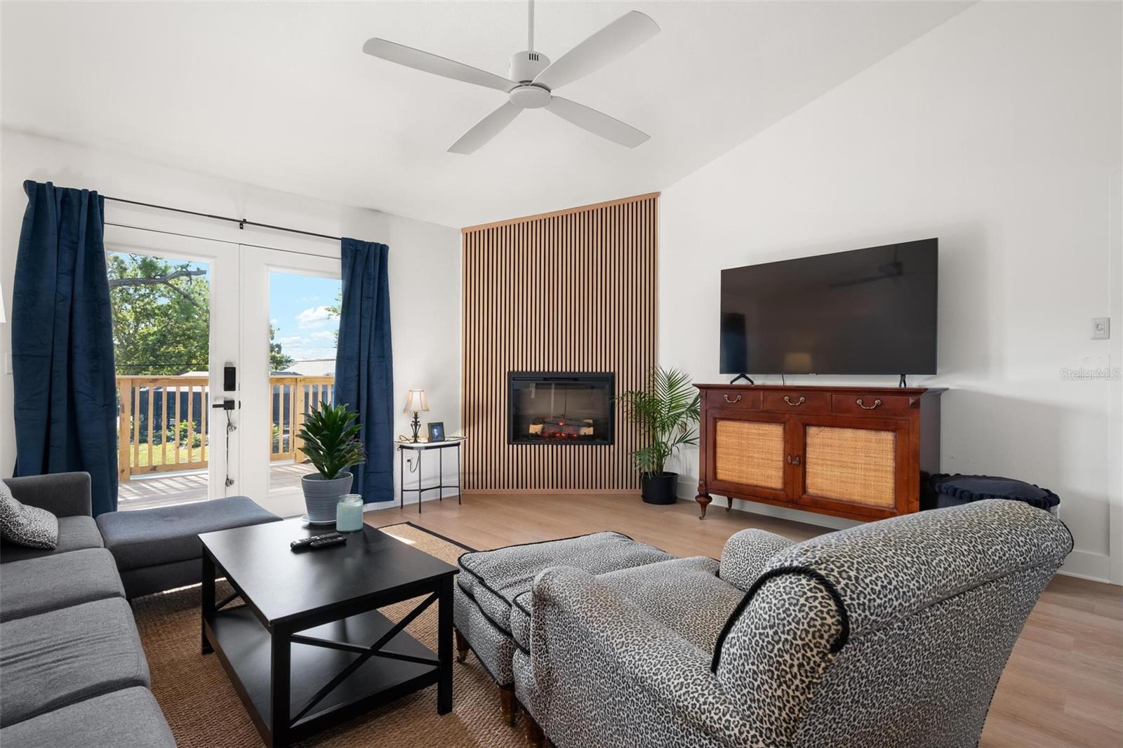HIDDEN BAY ESTATES - Residential