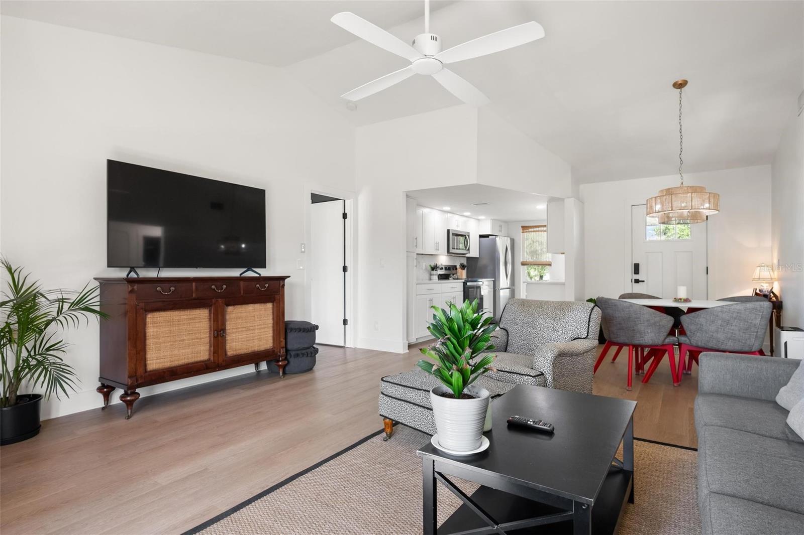 HIDDEN BAY ESTATES - Residential