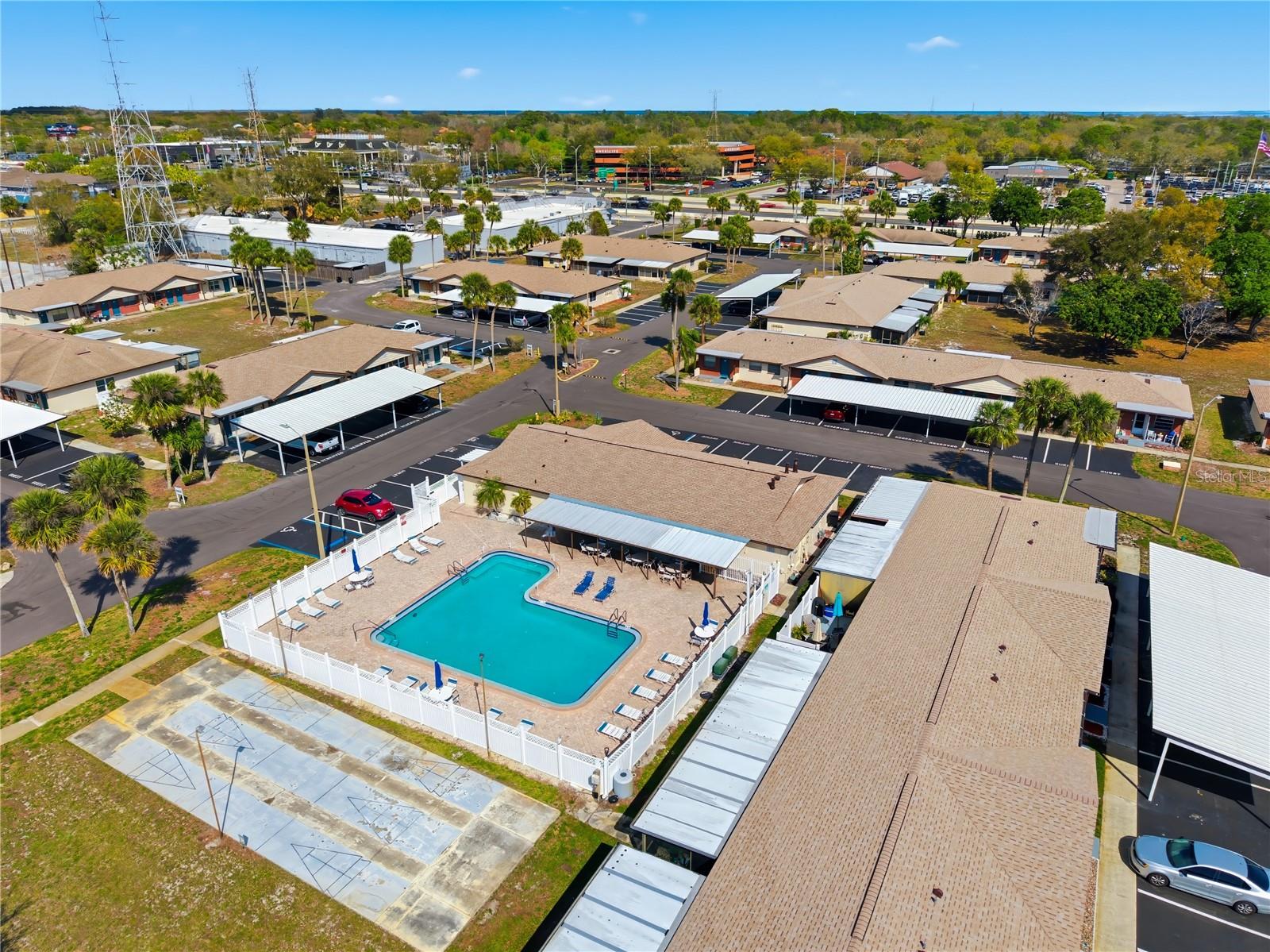 HILL CREST VILLAS - Residential Lease