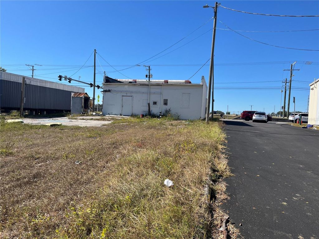 Photo of 8319 N Nebraska Avenue, Tampa, FL 33604 (MLS # TB8447992)