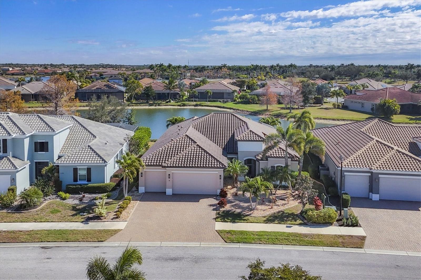 GRAN PARADISO PH 1 - Residential