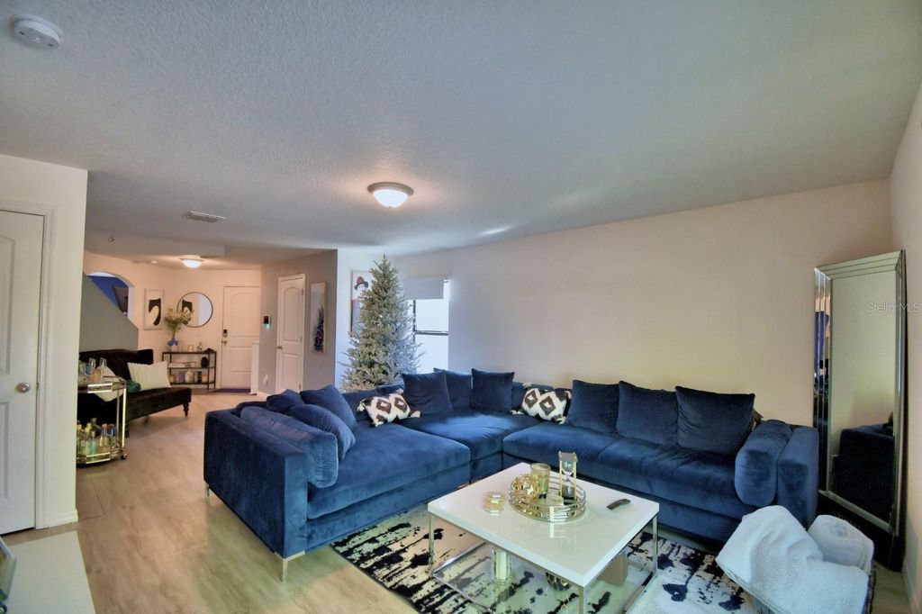 Photo of 6286 Manitoba Drive, Lakeland, FL 33805 (MLS # TB8481554)