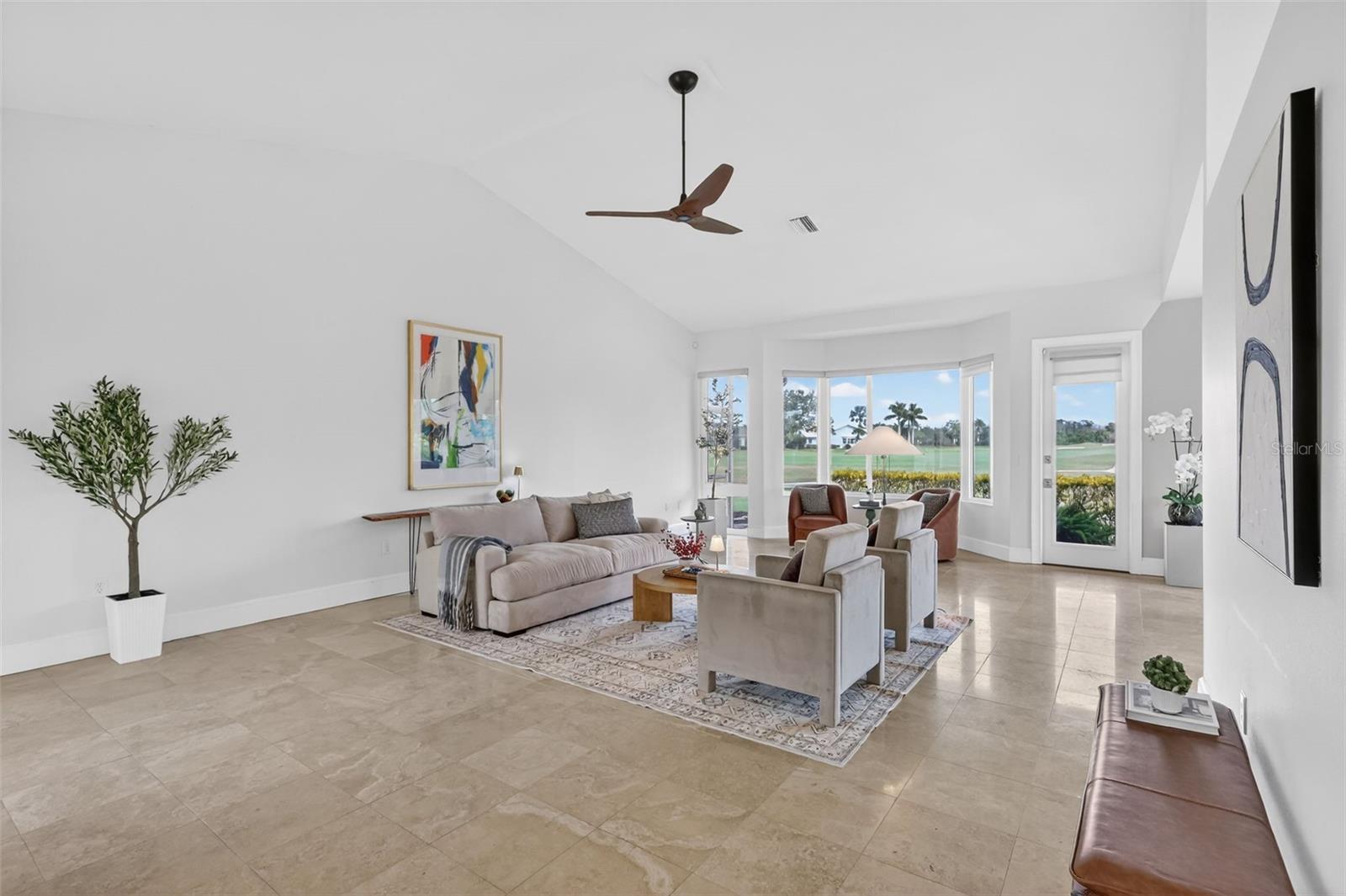 PALACIO - Residential