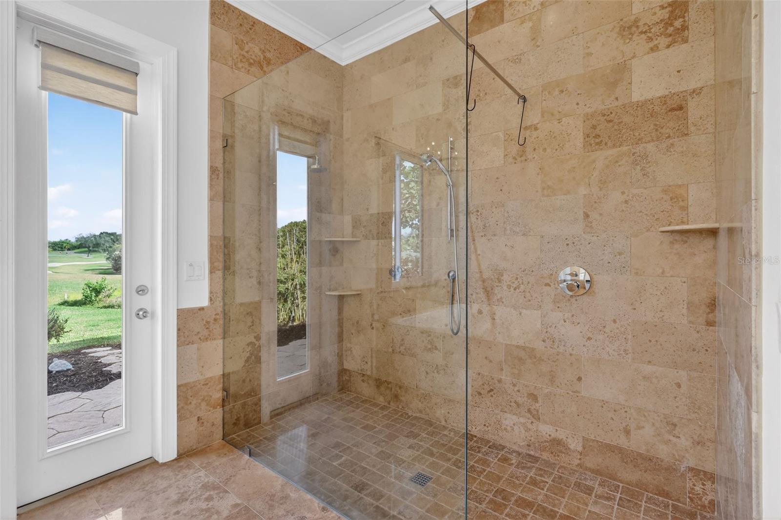 PALACIO - Residential